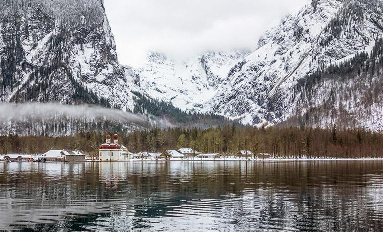 德瑞．雪戀少女峰13日(冬季) - 國王湖．新天鵝堡．策馬特山居．阿爾卑斯列車
